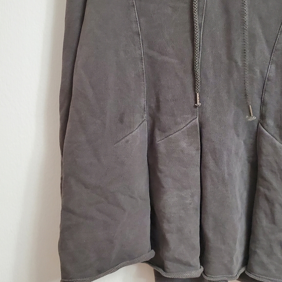 Pilcro Anthropologie Flynn Pleated Gray Hooded Swing Style Sweatshirt Size Med - Picture 9 of 10